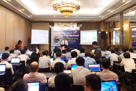 Các cán bộ tham gia diễn tập. (Ảnh: CTV/Vietnam+)