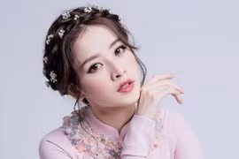 Học cách trang điểm rạng rỡ sắc hồng của các sao Việt