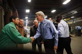 Thượng nghị sỹ Rob Portman trong cuộc vận động tại Marietta, bang Ohio ngày 25/10. (Nguồn: Getty Images)