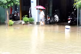 Mưa lớn gây ngập úng nhiều tuyến đường ở thành phố Hà Giang. (Ảnh: Tiến Lâm/TTXVN)