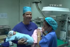 [Video] Thái Nguyên đón em bé đầu tiên ra đời bằng thụ tinh ống nghiệm