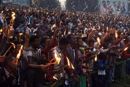 Người dân Ethiopia tham gia lễ hội tại thủ đô Addis Ababa ngày 26/9. (Nguồn: AFP/TTXVN)