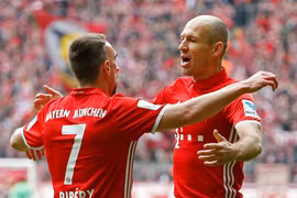 Arjen Robben và Franck Ribéry đã có những đóng góp không nhỏ cho Bayern. (Nguồn: Getty Images)
