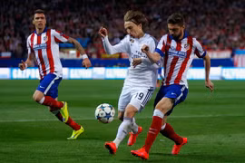 Hai đội bóng của thành Madrid phải quyết đấu tranh vé vào chung kết Champions League. (Nguồn: Getty Images)