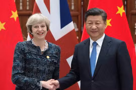 Chủ tịch Trung Quốc Tập Cận Bình và Thủ tướng Anh Theresa May. (Nguồn: PA)