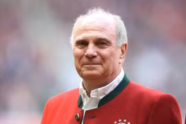[Mega Story] Uli Hoeneß: 40 năm xây "thánh địa" Bayern