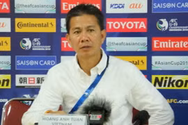 HLV Hoàng Anh Tuấn của U19 Việt Nam. (Nguồn: AFC)