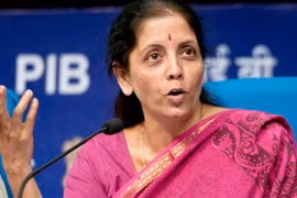 Bộ trưởng Quốc phòng Ấn Độ Nirmala Sitharaman. (Nguồn: AP)