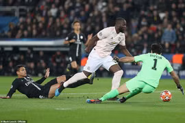 Xem lại 3 bàn thắng 'định mệnh' giúp Manchester United loại PSG