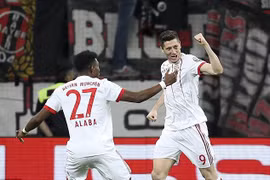 [Photo] Bayern hủy diệt Leverkusen 6-2, giành vé vào chung kết