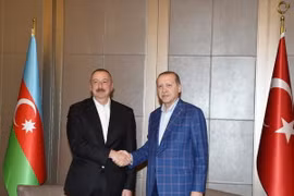 Tổng thống Azerbaijan Aliyev và người đồng cấp Thổ Nhĩ Kỳ Erdogan. (Nguồn: azertag.az)