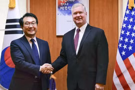 Đặc phái viên Hàn Quốc Lee Do-hoon và đặc phái viên Mỹ về Triều Tiên Stephen Biegun. (Nguồn: Zimbio)