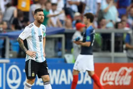 Messi không thể giúp Argentina tránh khỏi thất bại trước Pháp. (Nguồn: Getty Images)