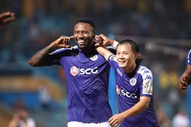 Hà Nội FC sẽ trở lại ngôi đầu nếu đánh bại TP.HCM. (Ảnh: Trọng Đạt/TTXVN)