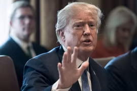Tổng thống Mỹ Donald Trump tại cuộc họp nội các ở Washington, DC ngày 9/4. (Nguồn: AFP/TTXVN)