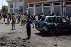 Hiện trường vụ đánh bom ở Yemen. (Nguồn: abplive.in)