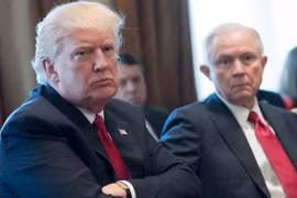 Tổng thống Mỹ Donald Trump và Bộ trưởng Tư pháp Mỹ Jeff Sessions. (Nguồn: Getty Images)