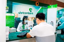 Vietcombank dành 160.000 tỷ đồng ưu đãi lãi suất khách hàng cá nhân vay sản xuất kinh doanh. (Ảnh: PV/Vietnam+)