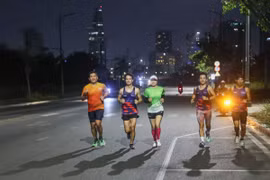Pacer trải nghiệm cung đường trên bán đảo Thủ Thiêm. (Ảnh: Vietnam+)