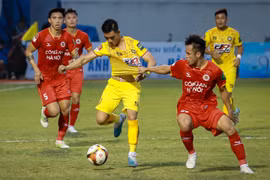 Trận tranh Siêu Cúp Quốc gia giữa Công an Hà Nội và Đông Á Thanh Hóa là điểm khởi đầu cho mùa giải Bóng đá Chuyên nghiệp Việt Nam 2023/24. (Ảnh: Việt Anh/Vietnam+)
