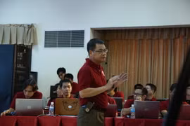 Ông Trịnh Ngọc Minh - Phó chủ tịch Chi hội an toàn thông tin (VNISA) phía Nam - phát biểu trong buổi Diễn tập bảo vệ hệ thống thông tin Thành phố Hồ Chí Minh 2016. (Nguồn: Vietnam+)