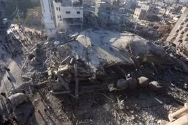 Cảnh đổ nát sau cuộc không kích của Israel ở thành phố Rafah, Dải Gaza ngày 22/2/2024. (Ảnh: THX/TTXVN)