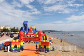 Công viên giải trí WaterFun Cửa Lò. (Ảnh: Nguyễn Oanh/TTXVN)