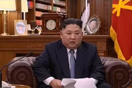 Nhà lãnh đạo Triều Tiên đọc thông điệp Năm mới 2019. (Ảnh: AP/TTXVN)