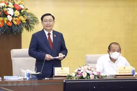 Chủ tịch Quốc hội Vương Đình Huệ phát biểu khai mạc Phiên họp thứ 7, Hội đồng Bầu cử quốc gia. (Ảnh: Doãn Tấn/TTXVN)