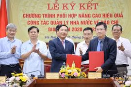 Sở Thông tin và Truyền thông Hà Nội ký kết Chương trình phối hợp với Cục Báo chí về quản lý, thông tin báo chí trên địa bàn thành phố. (Nguồn: Sở Thông tin và Truyền thông Hà Nội)