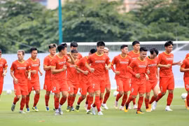 Đội tuyển Việt Nam tập luyện tích cực trước ngày bay sang UAE tham dự Vòng loại thứ 2 World Cup 2022. (Nguồn: VFF)