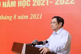 Thủ tướng Phạm Minh Chính phát biểu chỉ đạo Hội nghị triển khai nhiệm vụ năm học 2021-2022. (Ảnh: Dương Giang/TTXVN)