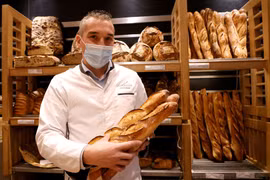 Giá bánh mỳ tại Hungary tăng cao nhất trong khu vực châu Âu 