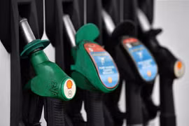 Tập đoàn dầu mỏ Shell thông báo dừng thỏa thuận mua dầu Nga