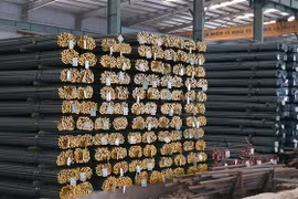 Kim ngạch thương mại Việt Nam-Lào tăng hơn 19% trong quý 1