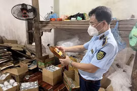 Hà Nội tăng cường kiểm soát hàng giả và hàng nhái trên thị trường