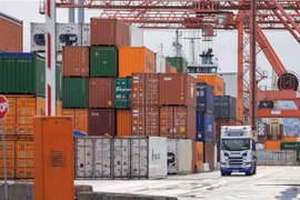 Kinh tế Eurozone tăng trưởng mạnh sau nới lỏng biện pháp phòng dịch