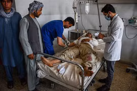 Hơn 30 người tử vong trong vụ nổ tại thánh đường tại Afghanistan
