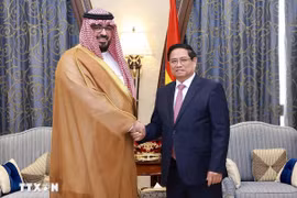 Thủ tướng Phạm Minh Chính tiếp Bộ trưởng Kinh tế và Kế hoạch Saudi Arabia