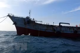 Phát hiện tàu vận chuyển trái phép khoảng 100.000 lít dầu DO