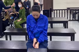 Hà Nội: Phạt tù đối tượng đổ xăng đốt nhà em trai do mâu thuẫn