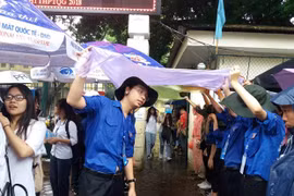 Nhiều khu vực có mưa rào trong ngày đầu của kỳ thi tốt nghiệp THPT
