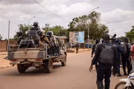 11 người chết trong cuộc phục kích vào lực lượng quân đội Burkina Faso