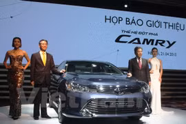 Mẫu xe Camry thế hệ đột phá 2015 tại thị trường Việt Nam. (Ảnh: Việt Hùng/Vietnam+)