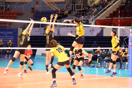 Đội tuyển bóng chuyền nữ Việt Nam hướng đến tấm huy chương bạc SEA Games 23. (Ảnh: Anh Tuấn/TTXVN)