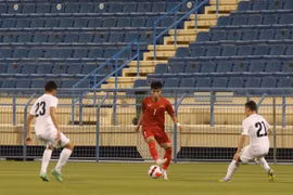 U23 Việt Nam đá tấn công với U23 Kyrgyzstan nhưng không thể tận dụng cơ hội ghi bàn. (Ảnh: VFF)