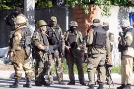 Donetsk đưa ra tối hậu thư yêu cầu Ukraine rút quân