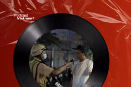 Tin nóng 12/7: Thực hư vụ tài xế đòi cảnh sát bồi thường vì bị phạt nồng độ cồn