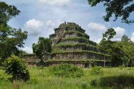 Đền Koh Ker. (Nguồn: Wikipedia)