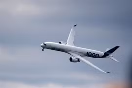 Một máy bay A350-1000 của Airbus. (Ảnh: AFP/TTXVN)